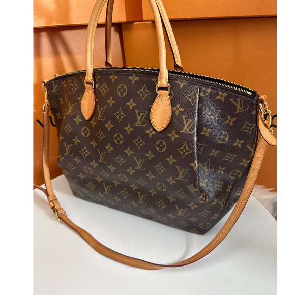 💎✨EXTRA EXTRA LARGE ✨💎 Louis Vuitton Monogram CROSSBODY - Picture 9 of 16